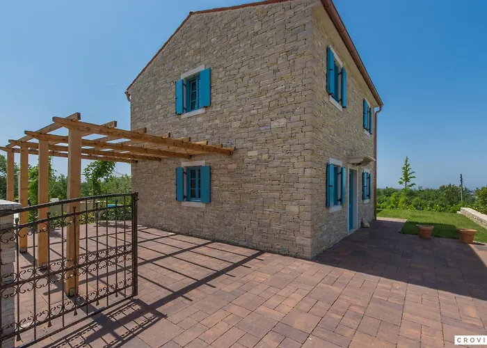 Kokola Villa Vilanija